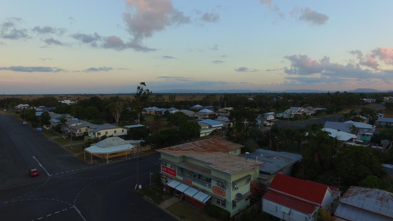 The Fitzroy Hotel Rockhampton Exterior photo